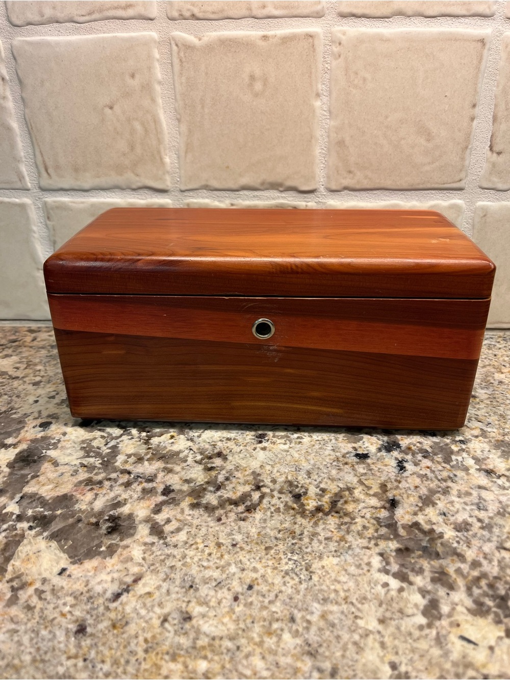 Vintage Lane Cedar miniature chest . Great condition